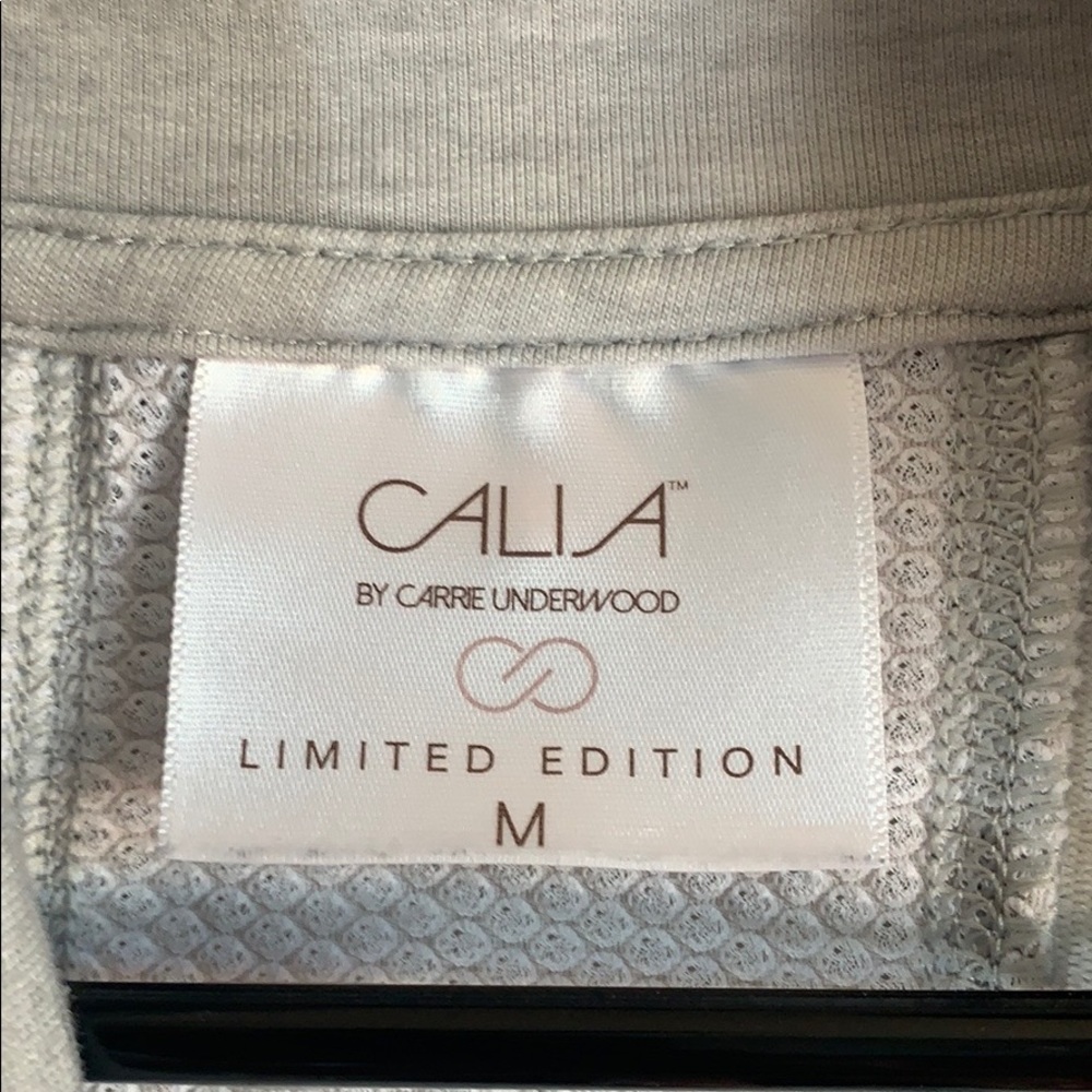 Calia limited edition vest - medium - Picture 4 of 4